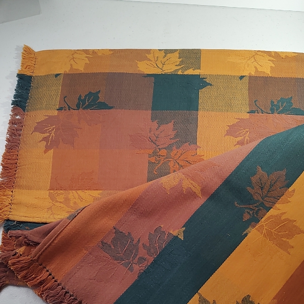 Vintage Orange and Green Plaid Table Linens - Picture 8 of 10